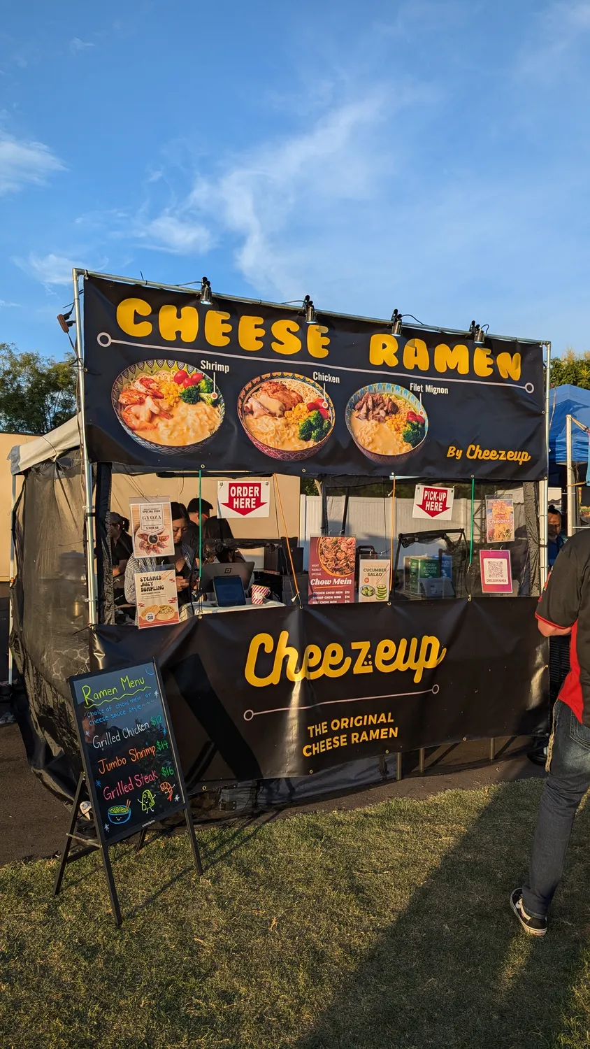 Cheezup stand selling Ramens